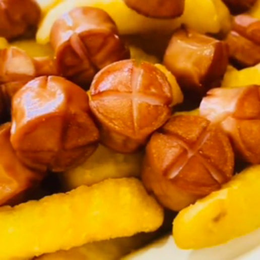 Salchipapa